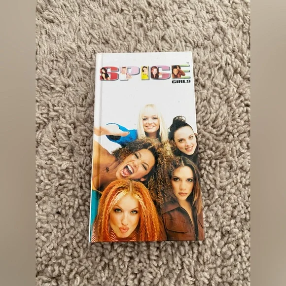 spice girl souvenirs from 1997 - Picture 2 of 11